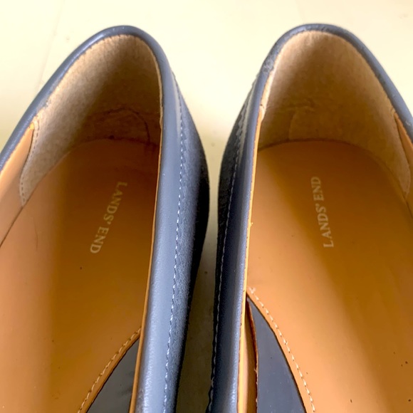 Lands’ End Gray Suede Ballet Flats with Toe Cap & Bow Detail - Picture 9 of 12